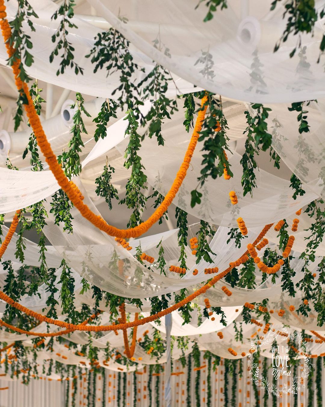 Mesmerizing Mehendi Outfits For Every Bridesmaid