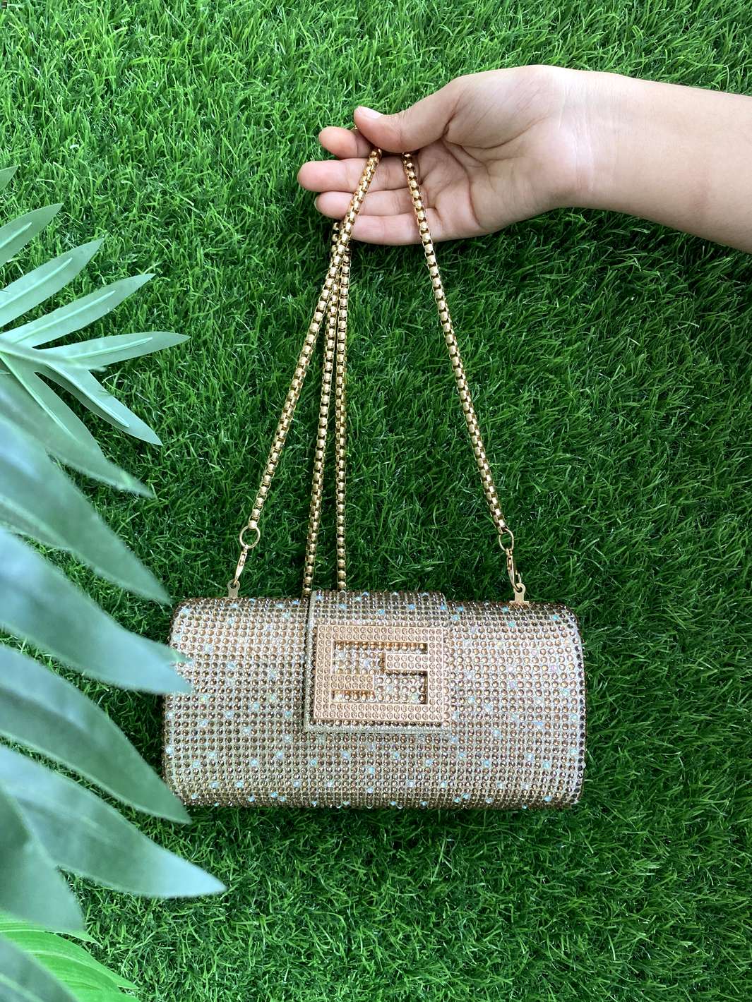 Flat Curved Mini Clutch