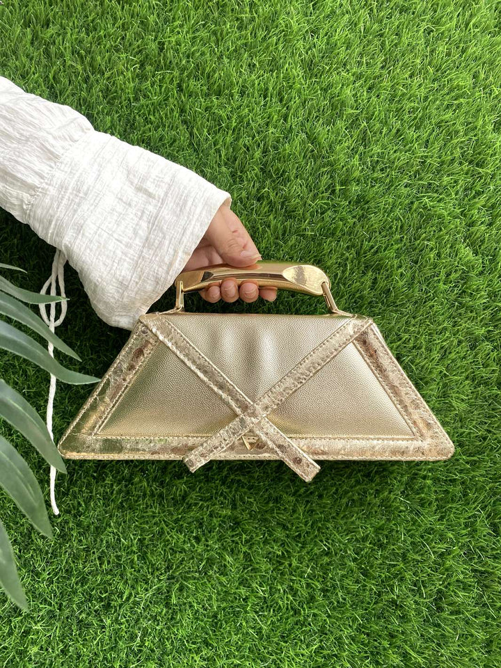 Glamour Arc Handle Clutch