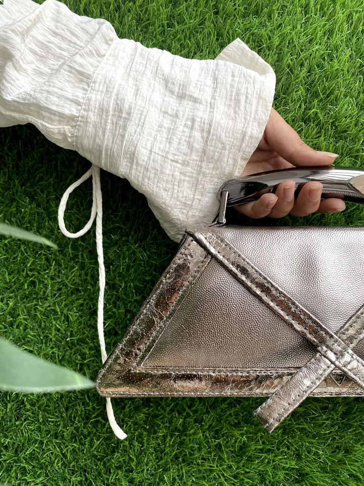 Glamour Arc Handle Clutch