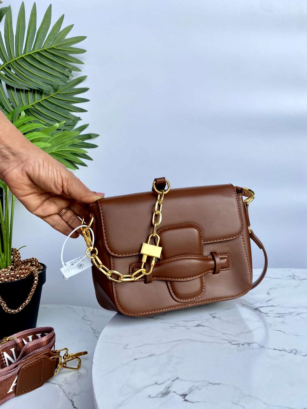 Luxe Clasp Accessory