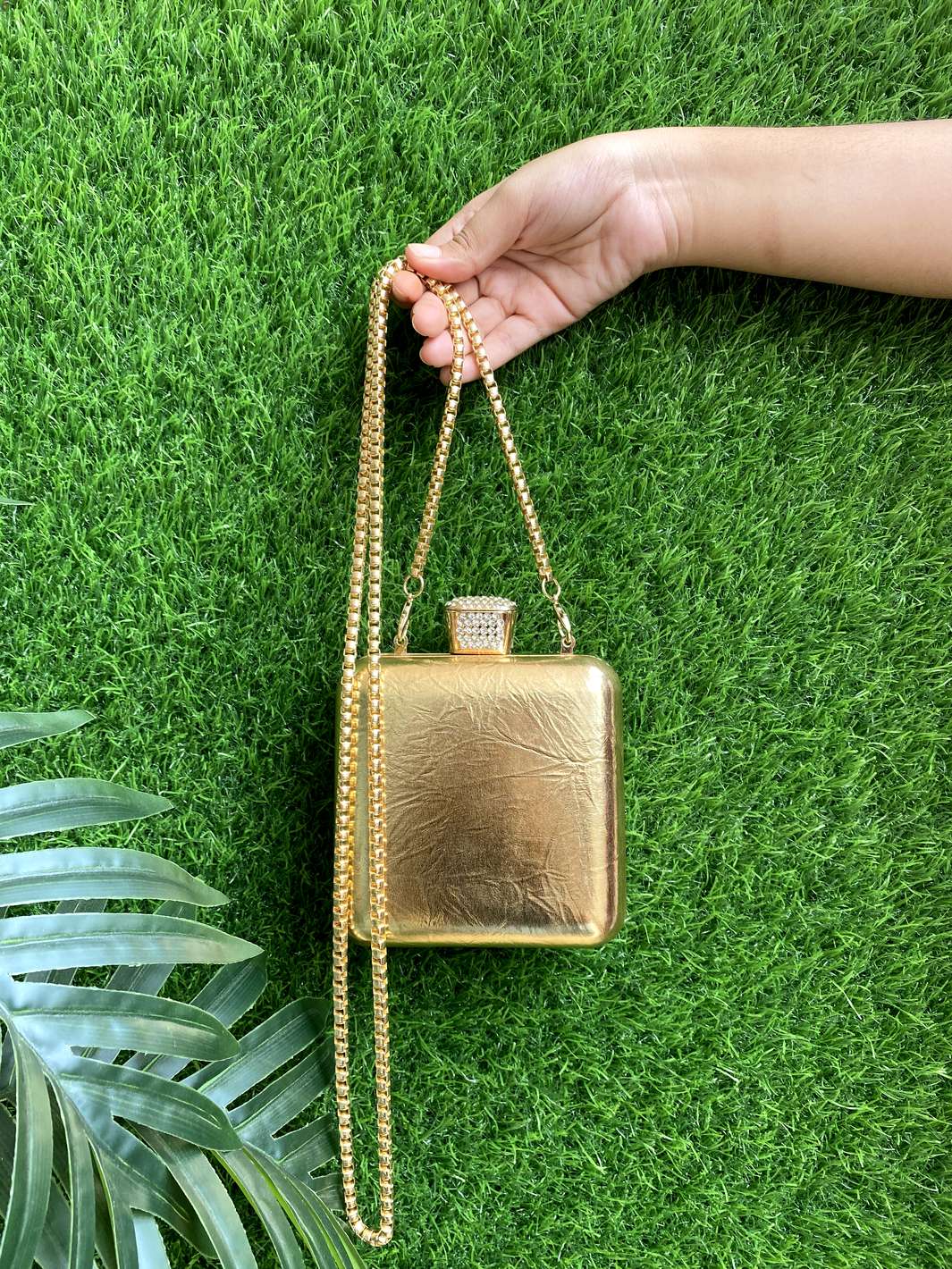 Chain Small Gold Purse Mini Essence Bag – The Potli Ghar