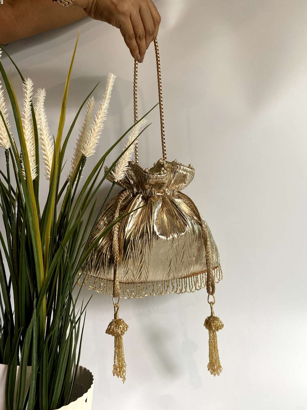 'Love for Golden' Potli