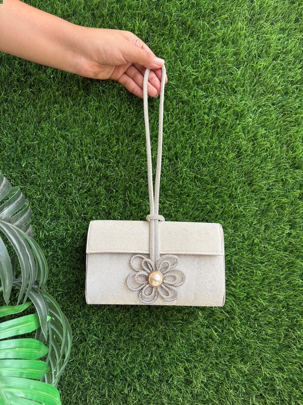 Classic Rhinestone Detailed Clutch
