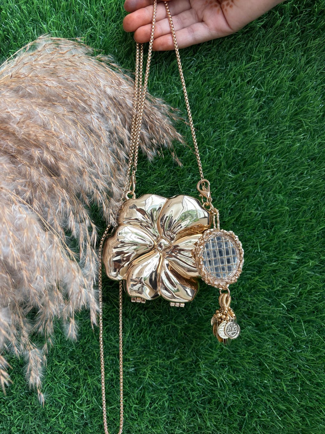 Embellished Metal Mini Bag - Flower