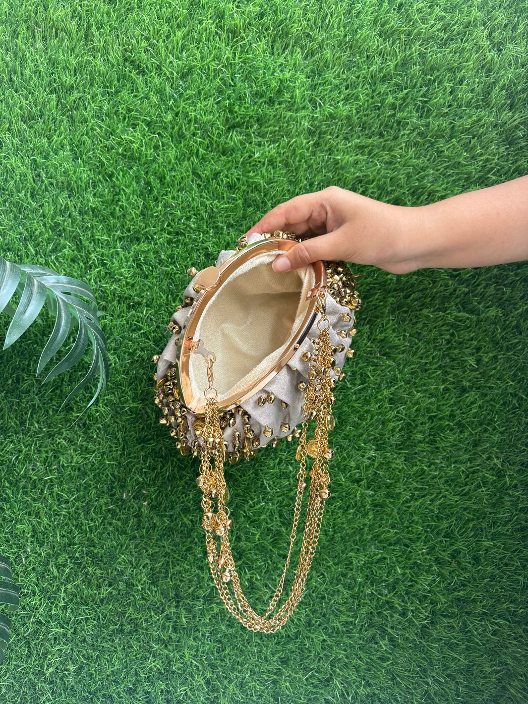 Ghungroo Mehfil Potli Clutch with statement ghungroo detailing