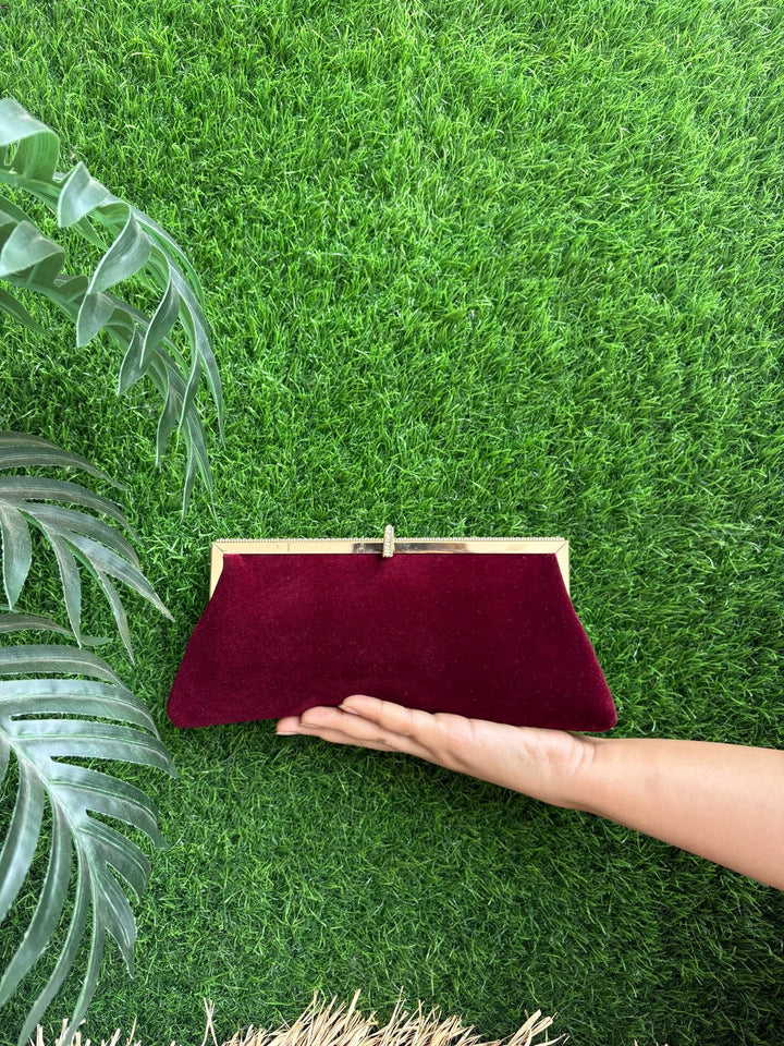 Minimal Saj Dhaj Clutch - Maroon