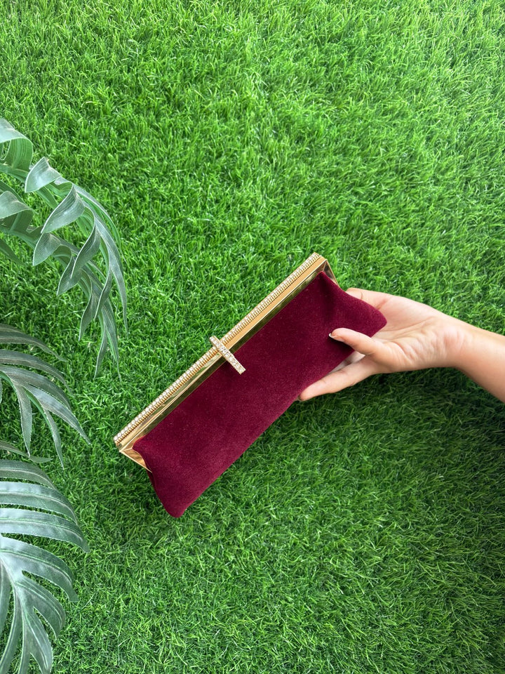 Minimal Saj Dhaj Clutch - Maroon