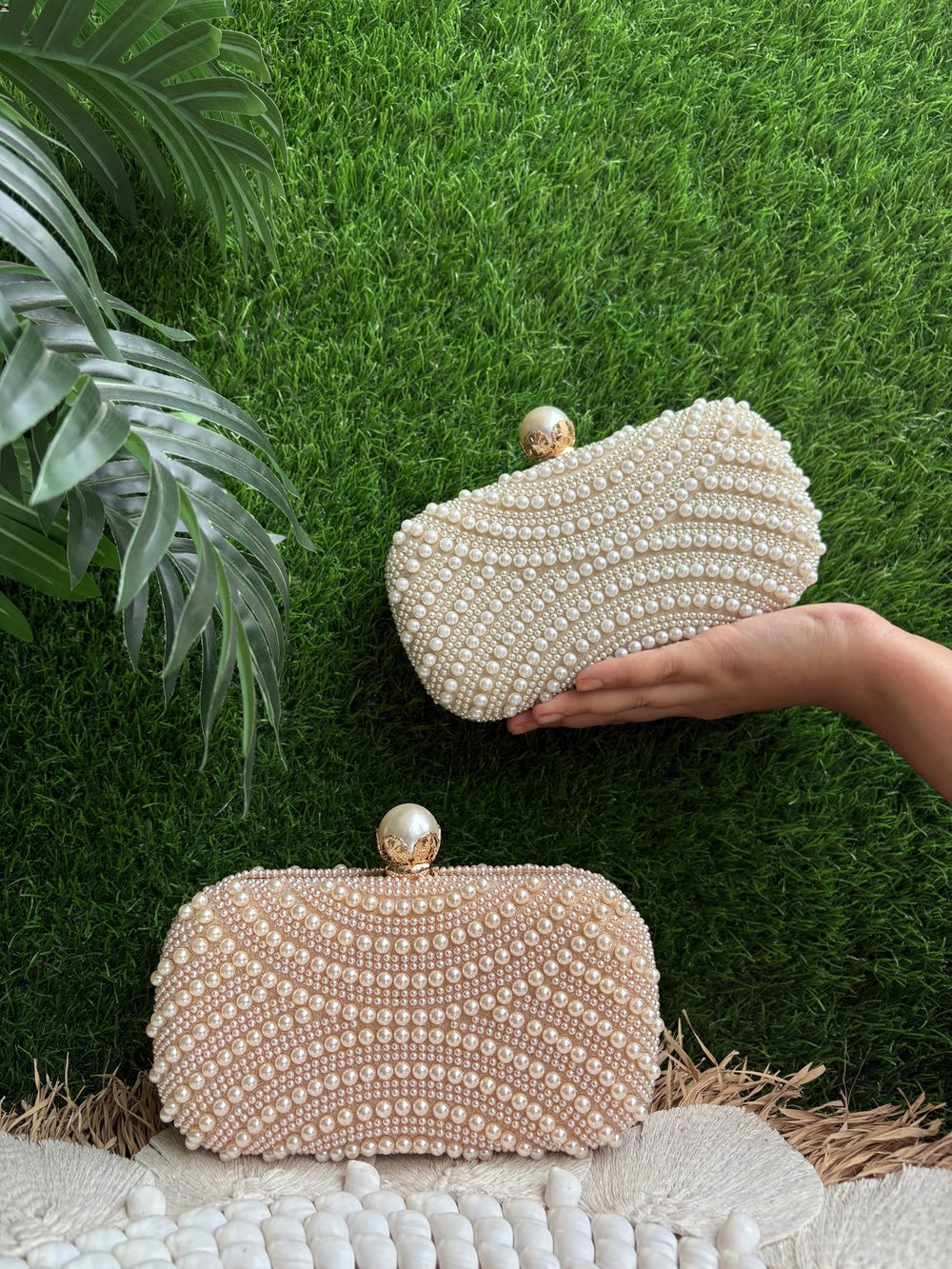 Perla Capsule Clutch for women
