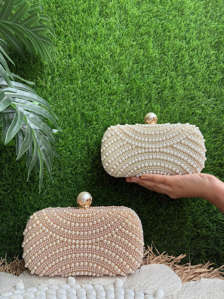 Perla Capsule Clutch