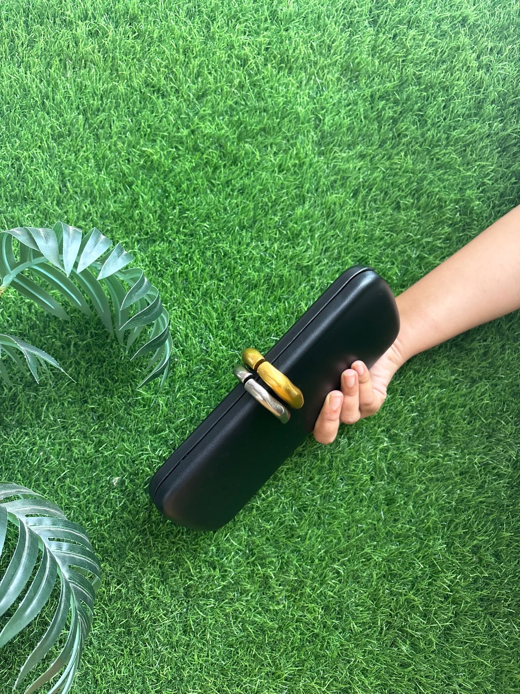 The Interlock Sleek Clutch